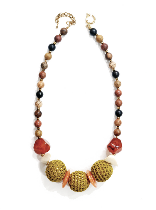 Elia bead necklace